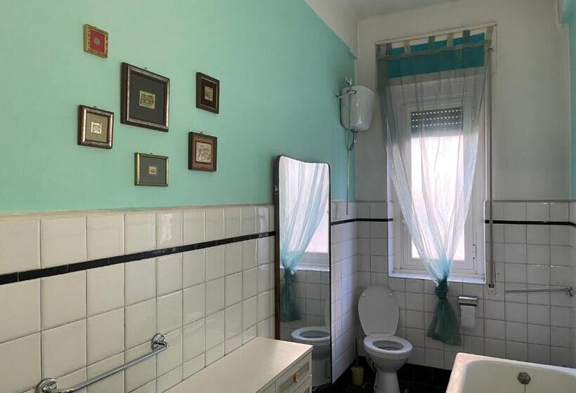 اتاق لوکس با بالکن, Gastaldis   Old Style