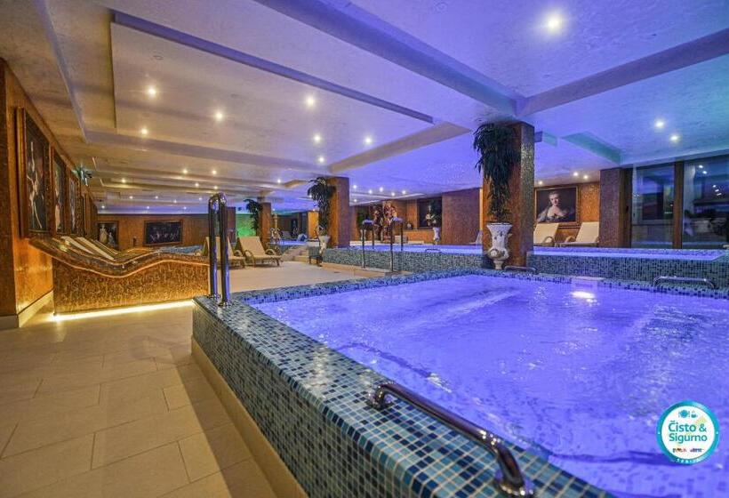 سوییت سوپریور, Prezident Palace Belgrade   Adults Only