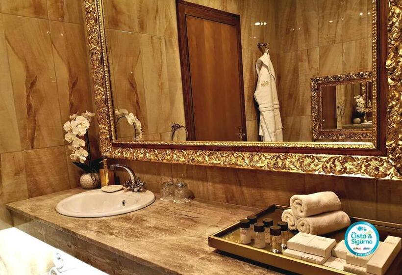 سوییت لوکس, Prezident Palace Belgrade   Adults Only