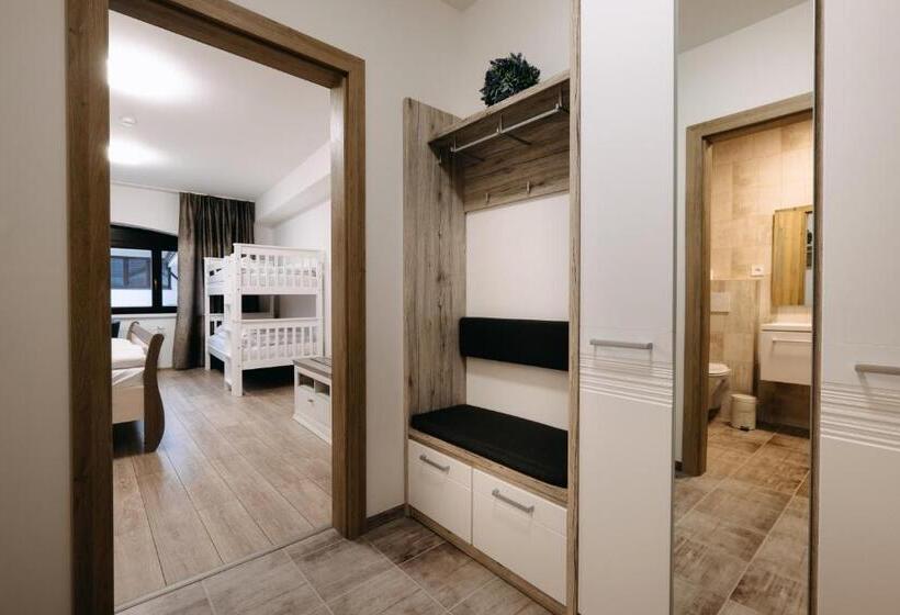 Четырехместный Номер Стандарт, Wellness Penzion Marta