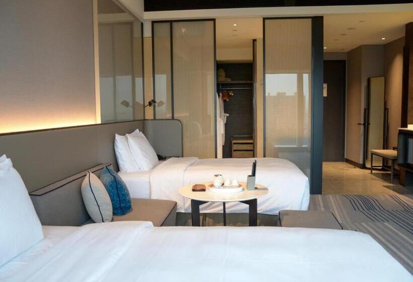 标准间, Crowne Plaza Xiamen Jimei Seaview, An Ihg Hotel Free Mini Bar