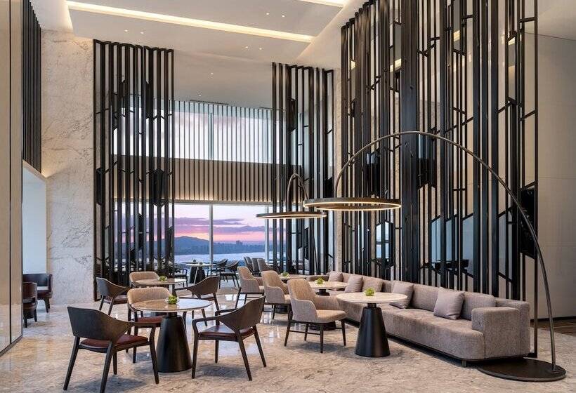 皇家套房, Crowne Plaza Xiamen Jimei Seaview, An Ihg Hotel Free Mini Bar