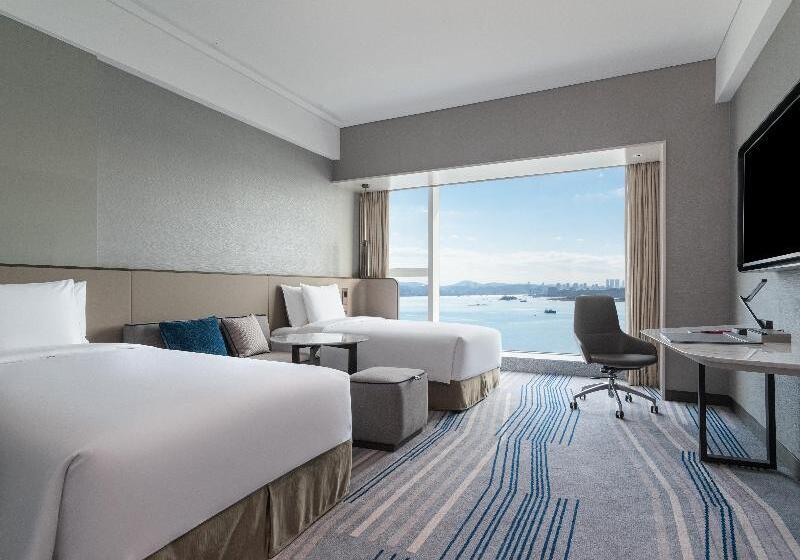 带海景的标准房, Crowne Plaza Xiamen Jimei Seaview, An Ihg Hotel Free Mini Bar