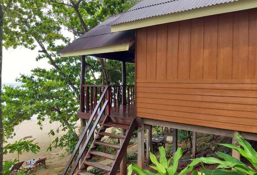 Номер Deluxe Вид на Море, Kohjum Seafront Resort