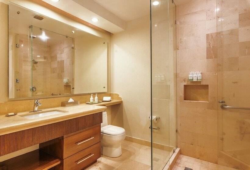 סוויטת ג'וניור נוף לים, Grand Miramar All Luxury Suites & Residences