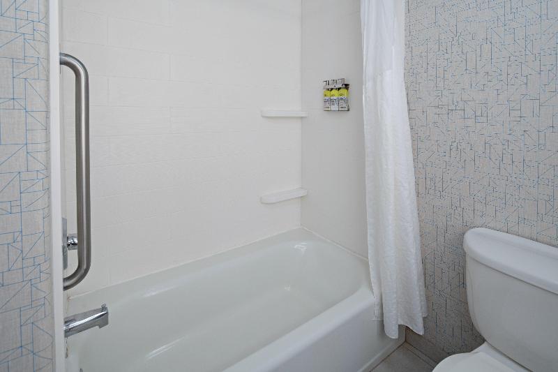Номер Executive Кровать Кинг, Holiday Inn Express Fresno South, An Ihg