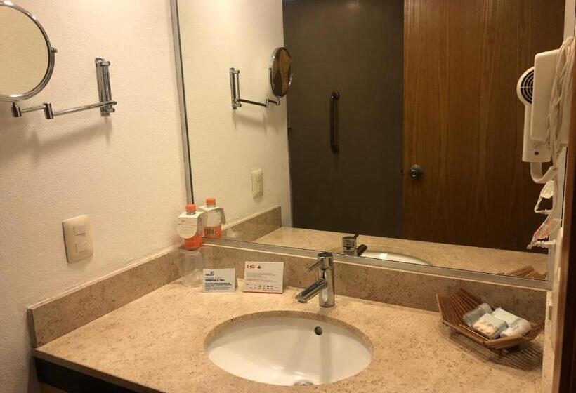 ２ダブルベッドのスタンダードルーム, Holiday Inn Express Manzanillo, An Ihg