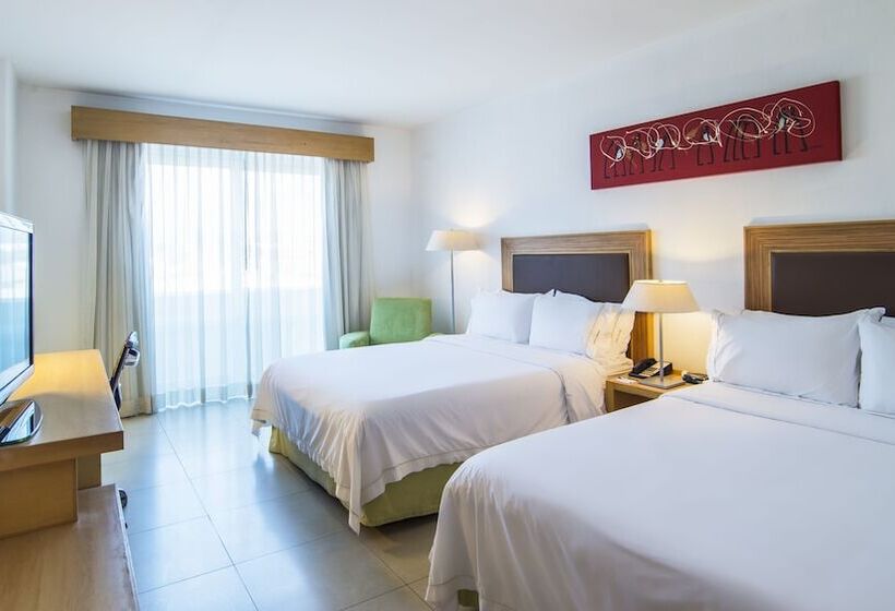 ２ダブルベッドのスタンダードルーム, Holiday Inn Express Manzanillo, An Ihg