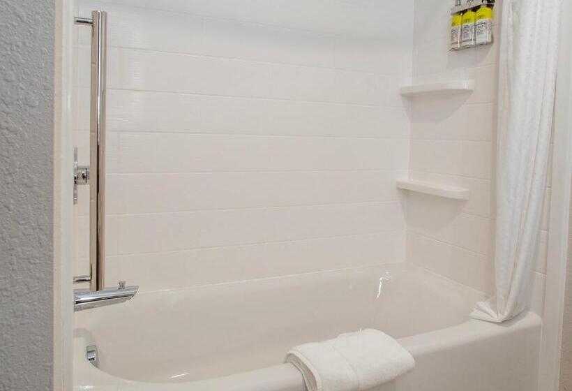 스탠다드 룸, Holiday Inn Express & Suites   Oklahoma City Airport, An Ihg