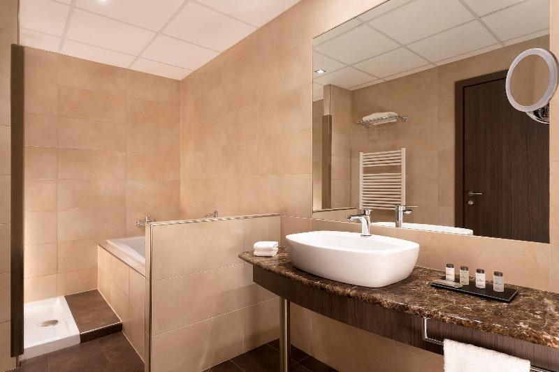 Классический Номер, Sheraton Milan Malpensa Airport Hotel & Conference Centre