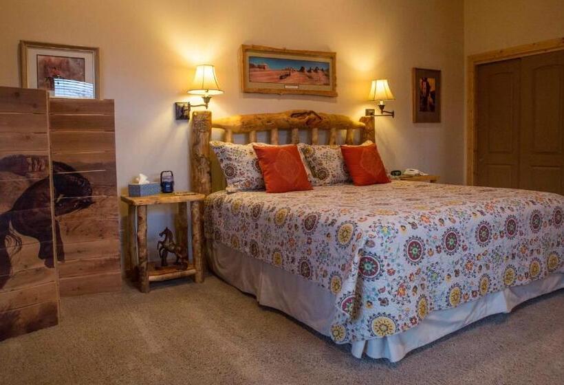 سوئیت با بالکن, Castle Valley Inn