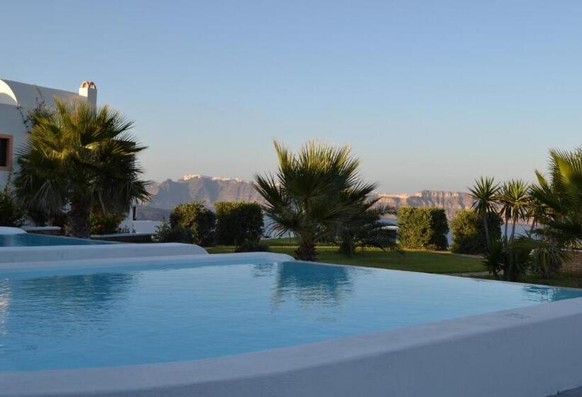 Полулюкс с Бассейном, Maison Des Lys  Luxury Suites