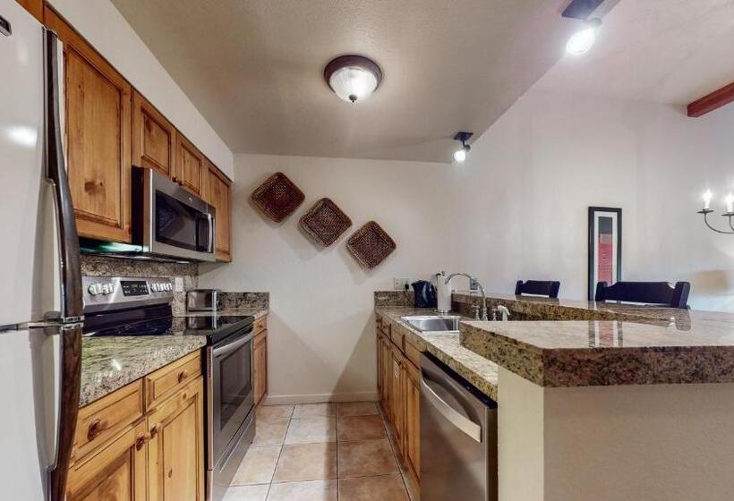 ویلای لوکس 1 خوابه, Villas At Snowmass Club