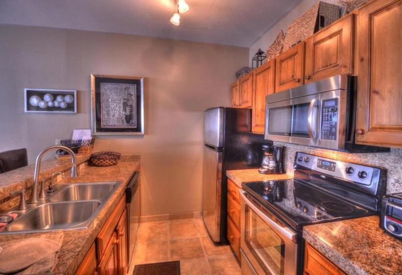 ویلا پریمیوم 3 خوابه, Villas At Snowmass Club