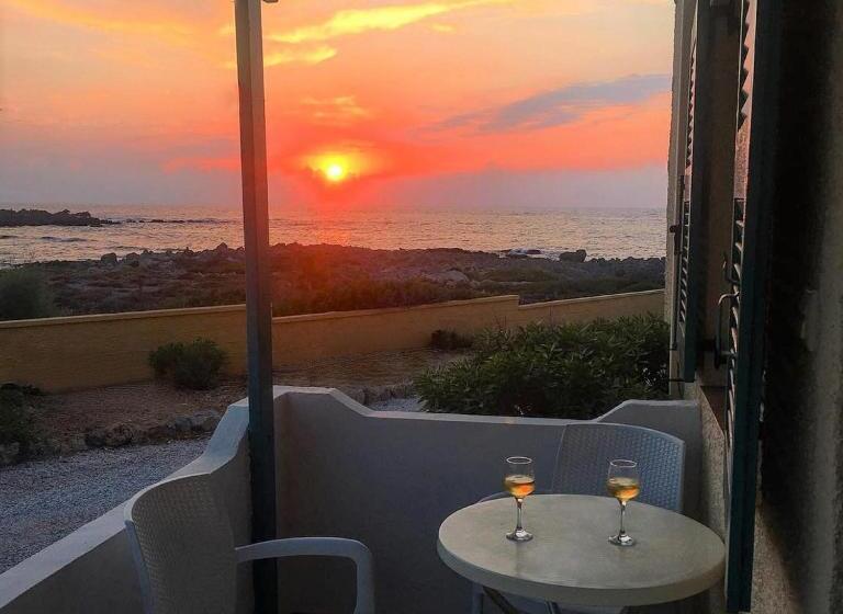 Студия Стандарт, Zorbas Beach Village