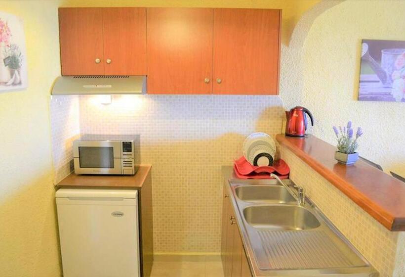 Апартаменты 1 Спальня, Zorbas Beach Village