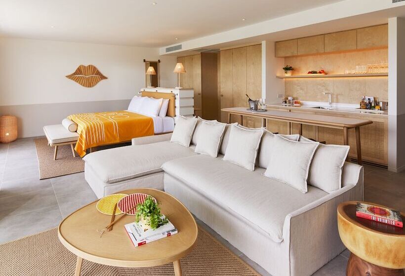 수피리어 스위트, The Standard Hua Hin