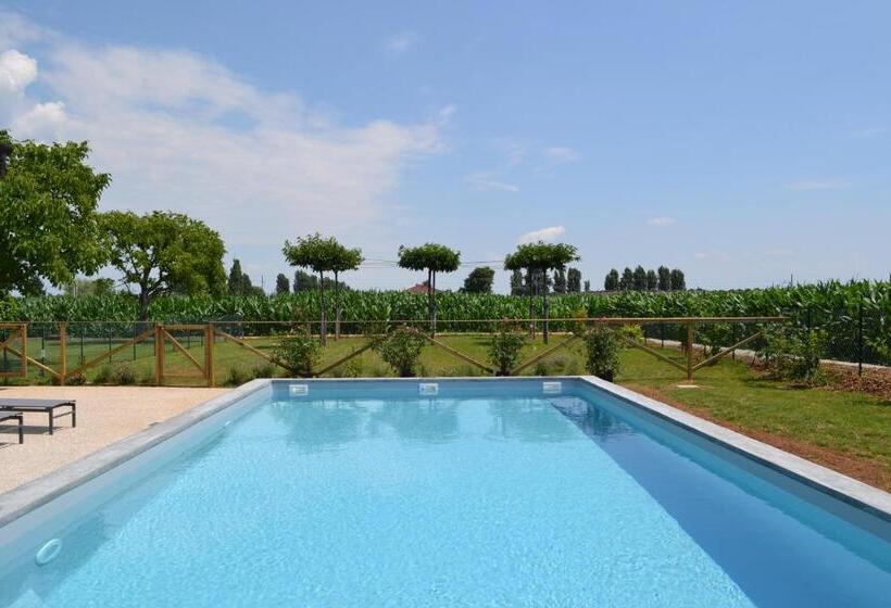 带2个卧室的公寓, Corte Reginella