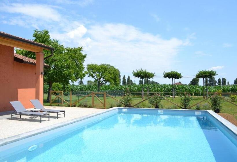 带2个卧室的公寓, Corte Reginella