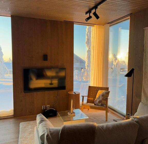 استودیوی استاندارد, Aurora Collection