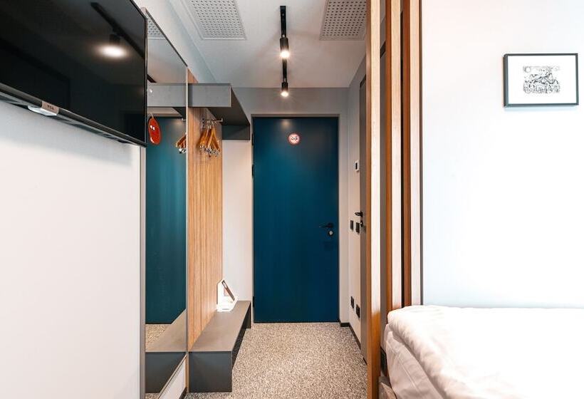اتاق استاندارد یک نفره, Fonnental Design Hotel Tallinn