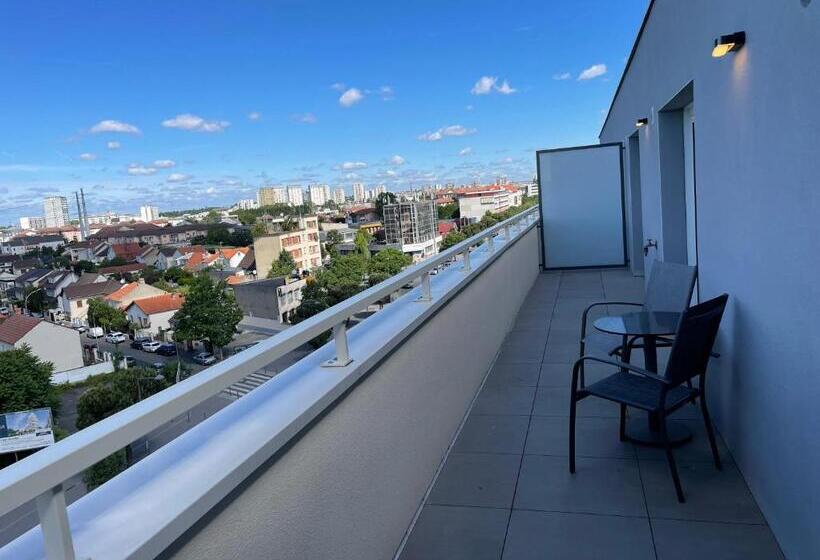 Апартаменты 1 Спальня с Балконом, Brit Hotel Paris Orly Rungis