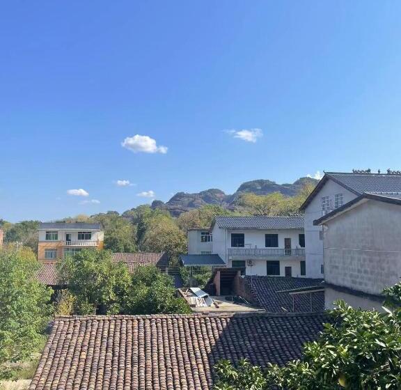 Номер Стандарт, Longhushan Hanxiangju Homestay