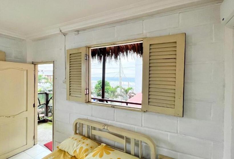 غرفة قياسية, Arrecife Montañita Hostal