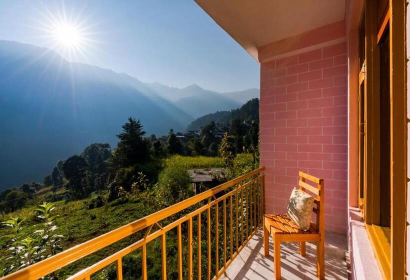 Номер Стандарт, Zostel Shangarh, Kullu