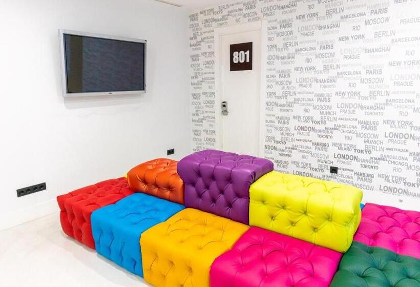 اتاق استاندارد, Hostal Gran Via 44