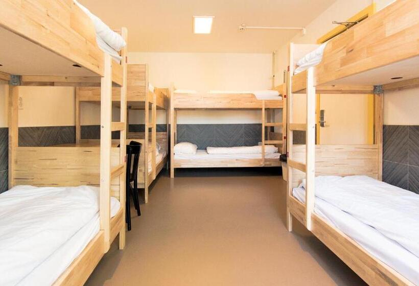 패밀리 룸, Hostel The Globe