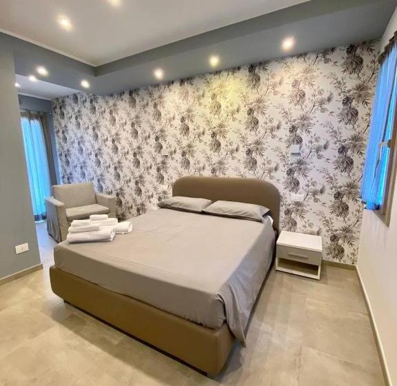 Номер Стандарт Трехместный, Floridida Rooms & Breakfast