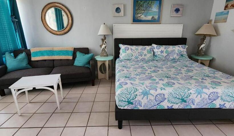 Студия Стандарт Вид на Море, Turquoise Beach Retreat~king Bed~daytona Beach