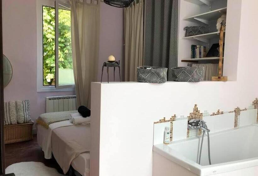Номер Deluxe, La Galerie Du Port