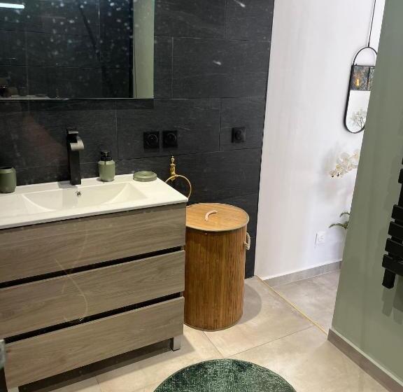 Четырехместный Номер Стандарт, O Deux Cèdres