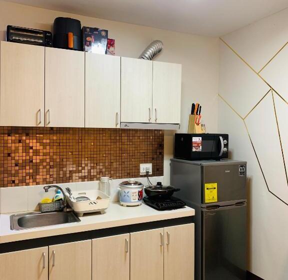 스탠다드 발코니 스튜디오, Quayside Condo Near Airport