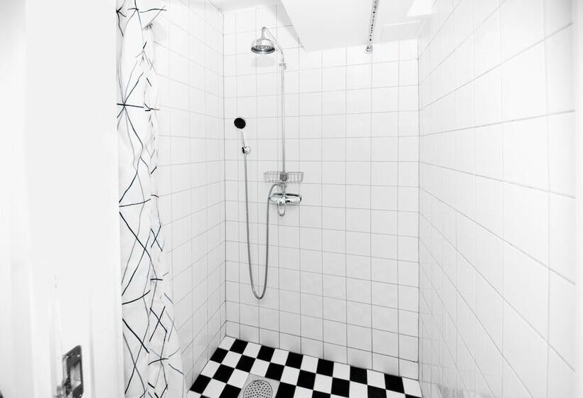 스탠다드 룸 공동 욕실, City Backpackers Hostel