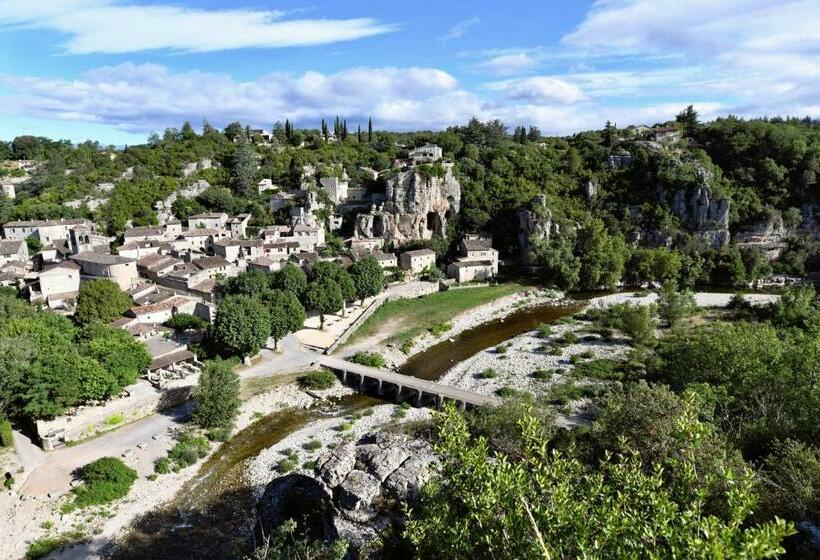 Номер Стандарт, Le Bruit De L Eau