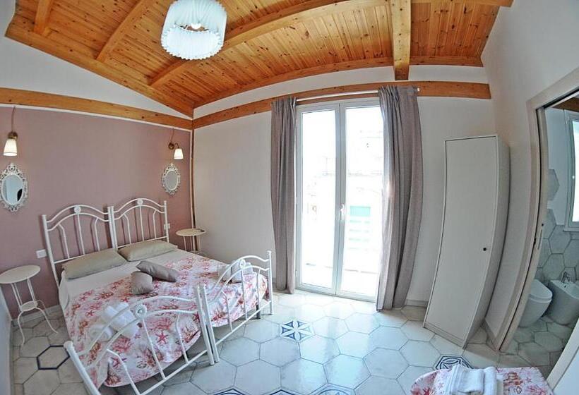 Номер Стандарт Трехместный, Maison C&g