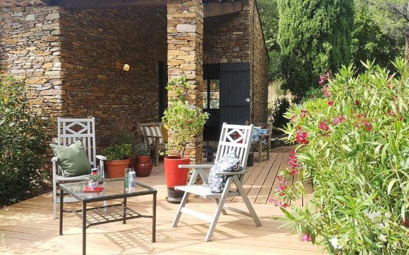 اتاق لوکس با تخت بزرگ, Domaine Des Chênes De La Galline
