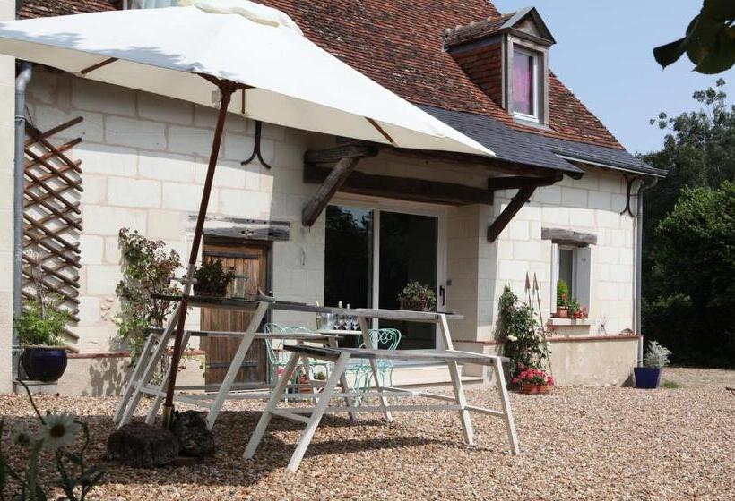 Студио Стандарт Вид на Сад, Une Maison, Un Jardin