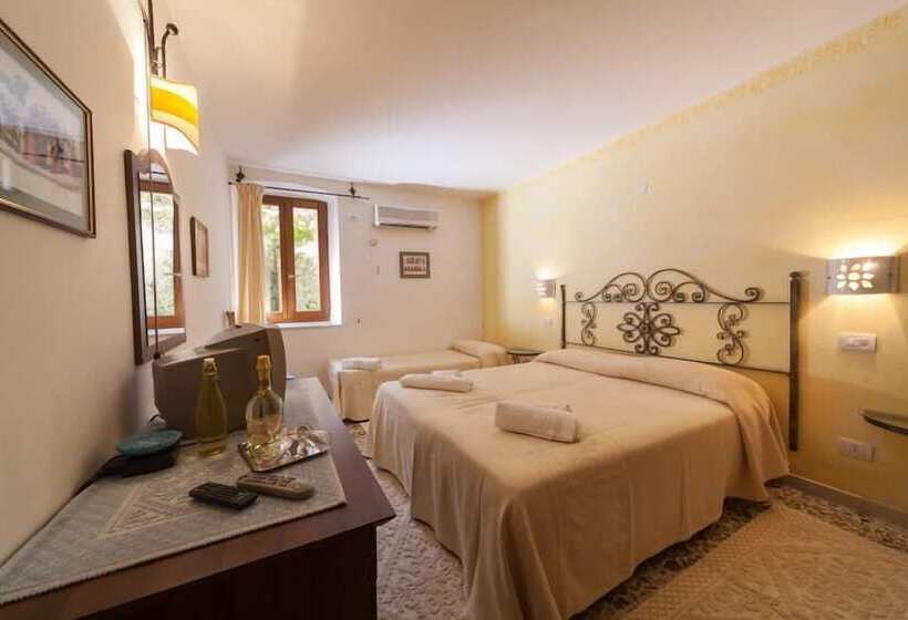 Номер Стандарт Трехместный, Su Ghindalu Guesthouse