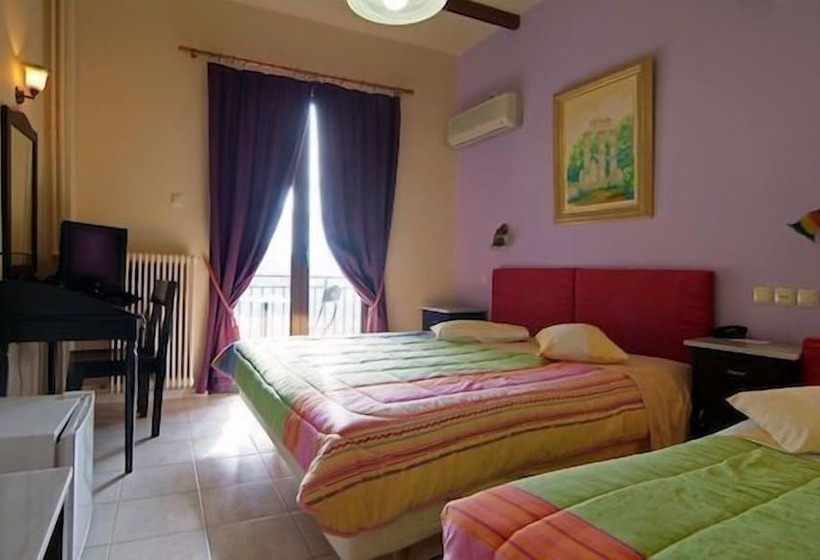 Triple Room Sea View, Varonos