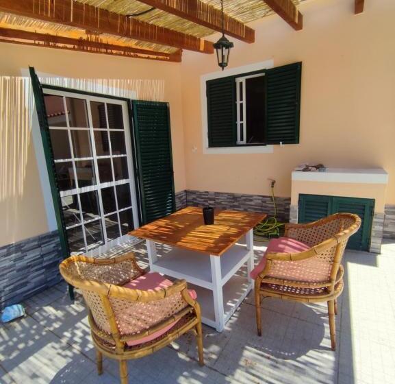 Вилла 3 Спальни, Guesthouse Monte Francisco Baanswy   3 Quartos   Piscina Privada