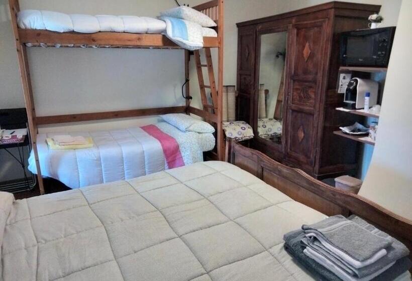 4인용 스탠다드 룸, B&b La Marmotta