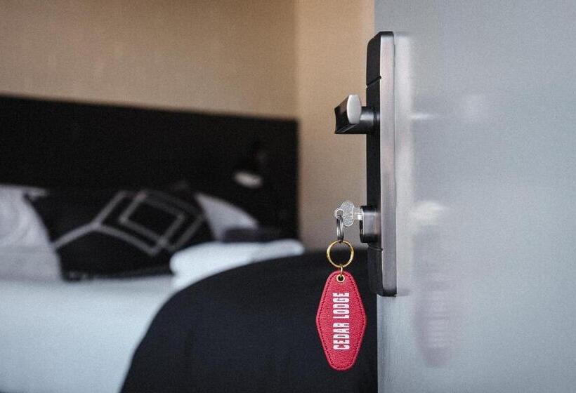 Номер Стандарт, Cedar Lodge