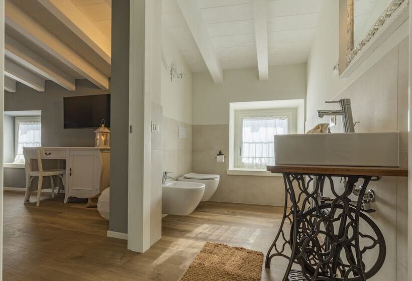 스탠다드 룸, Il Cantuccio Sul Garda   Relais Di Charme