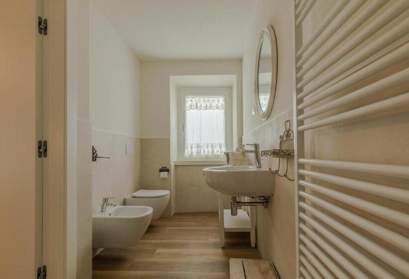 스탠다드 룸, Il Cantuccio Sul Garda   Relais Di Charme