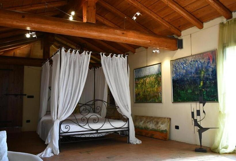 Полулюкс Вид на Сад, Palazzo Delle Biscie   Old Tower & Village