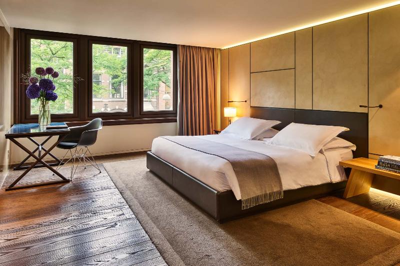 Deluxe Room, Conservatorium